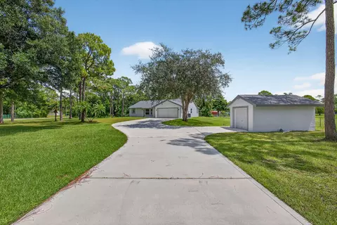 16476 86th St N, The Acreage, FL 33470