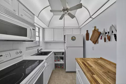 251 S Golf Blvd #287, Pompano Beach, FL 33064