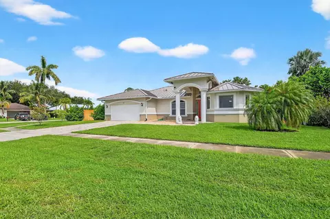2701 Yarmouth Dr, Wellington, FL 33414