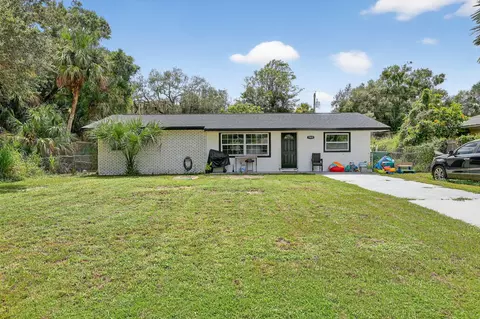 7905 Penny Ln, Fort Pierce, FL 34951