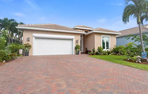 1912 Lynx Dr, Hutchinson Island, FL 34949