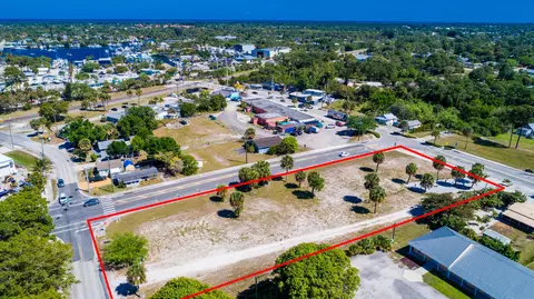 4878 SE Commerce Ave, Stuart, FL 34997 photo 8