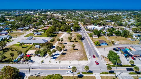4878 SE Commerce Ave, Stuart, FL 34997 photo 3