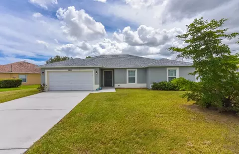5865 NW Mesa Cir, Port Saint Lucie, FL 34986