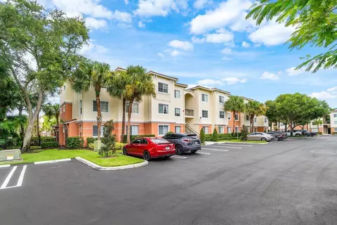 9901 Baywinds Dr #3304, West Palm Beach, FL 33411