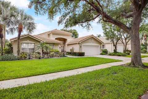 11132 Malaysia E, Boynton Beach, FL 33437