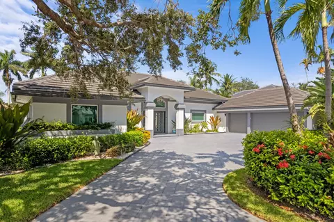 2701 Tecumseh Dr, West Palm Beach, FL 33409