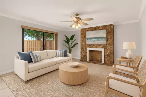 76 Lake Arbor, Palm Springs, FL 33461
