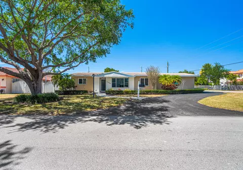 17400 SW 92nd Ct, Palmetto Bay, FL 33157