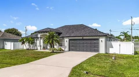 3862 SW Kocerik St, Port Saint Lucie, FL 34953
