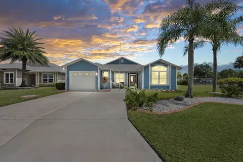556 Paurotis Ln, Fort Pierce, FL 34982