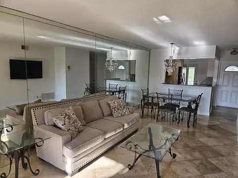 1951 NE 39th St NE #326, Lighthouse Point, FL 33064