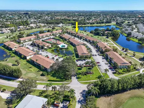1001 Pinecrest #B, Jupiter, FL 33458