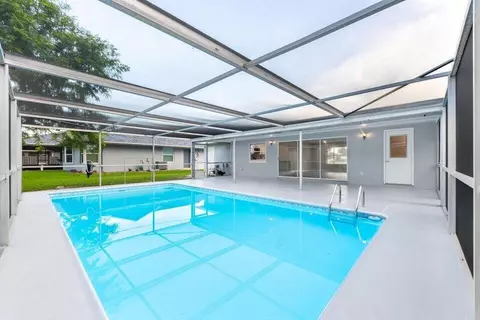 117 SE Lakehurst Drive Dr, Port Saint Lucie, FL 34983