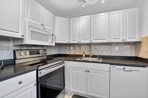 739 Normandy P, Delray Beach, FL 33484