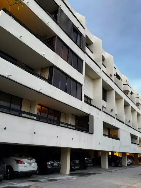 1401 S Federal Hwy #402, Boca Raton, FL 33432