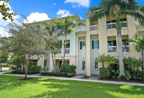 4124 Faraday, Palm Beach Gardens, FL 33418