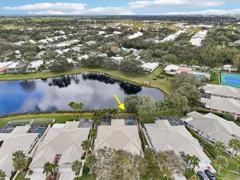 4177 Royal Oak Dr, Palm Beach Gardens, FL 33410