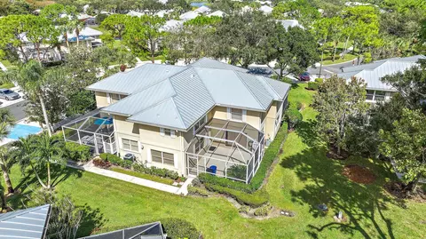 2826 SW Lakemont Pl, Palm City, FL 34990