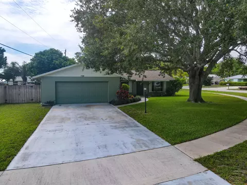 7190 SE Hobe Ter, Hobe Sound, FL 33455