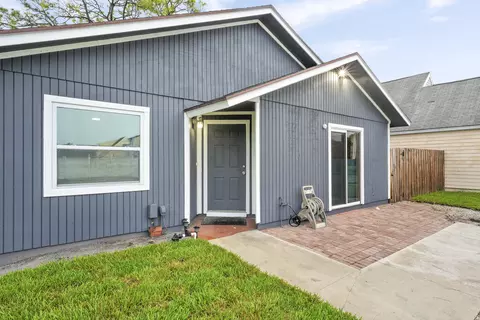 4181 Willowood Ln, Lake Worth, FL 33462