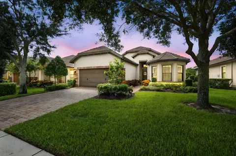10370 Prato St, Wellington, FL 33414