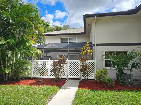46 Essex #A, Royal Palm Beach, FL 33411