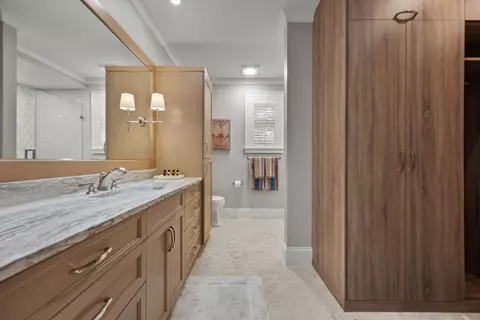 Bath - 113 Echo Dr, Jupiter, FL 33458 photo 2 of 2