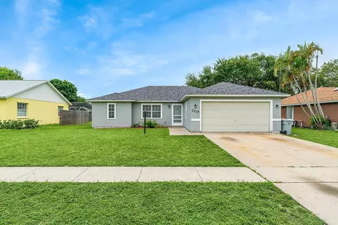 1118 9th Sq, Vero Beach, FL 32960
