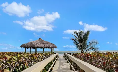 5055 N Highway A1a #205, Hutchinson Island, FL 34949