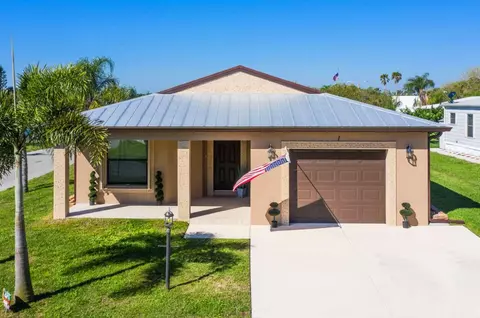 73 Las Casitas Ct, Fort Pierce, FL 34951