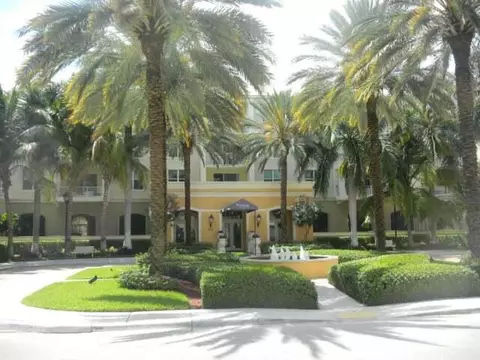 802 W Windward Way #211, Lantana, FL 33462