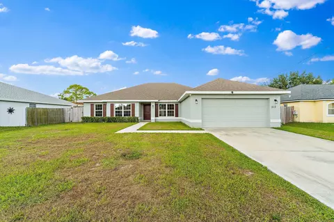 517 SW Cherryhill Rd, Port Saint Lucie, FL 34953