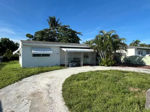 4328 Winchester Ln, West Palm Beach, FL 33406