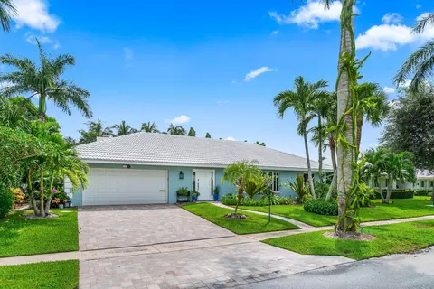 996 SW Hickory Ter, Boca Raton, FL 33486