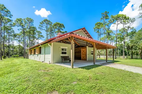 1835 Stallion Dr, Loxahatchee, FL 33470