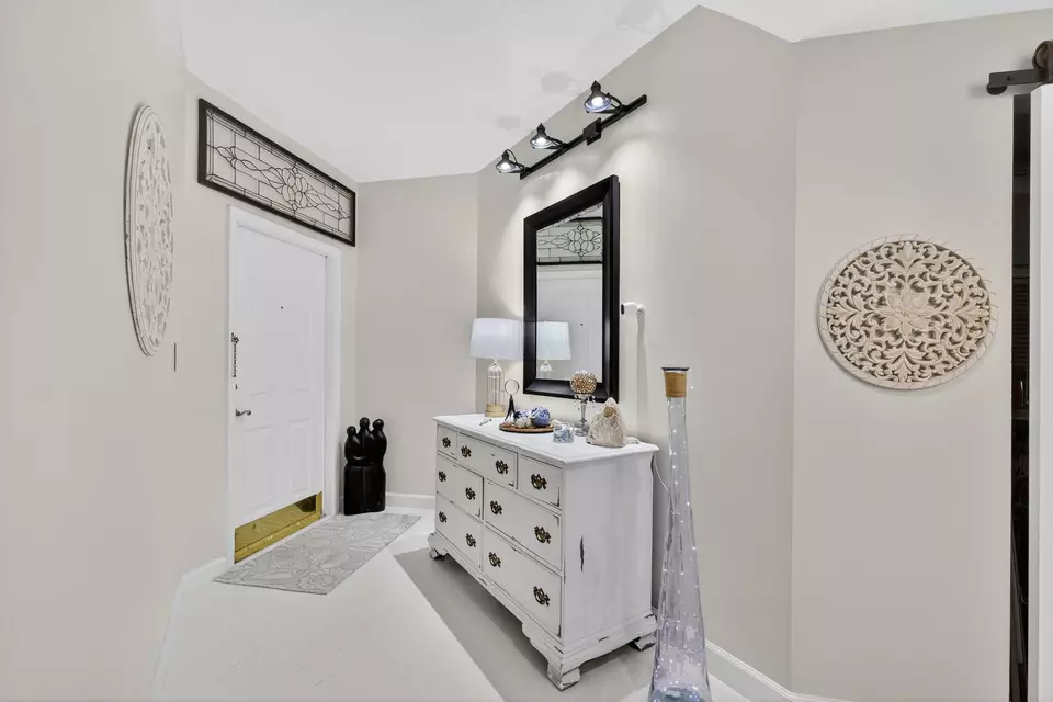 Entry Way - 200 Uno Lago Dr #402, Juno Beach, FL 33408 photo 1 of 5