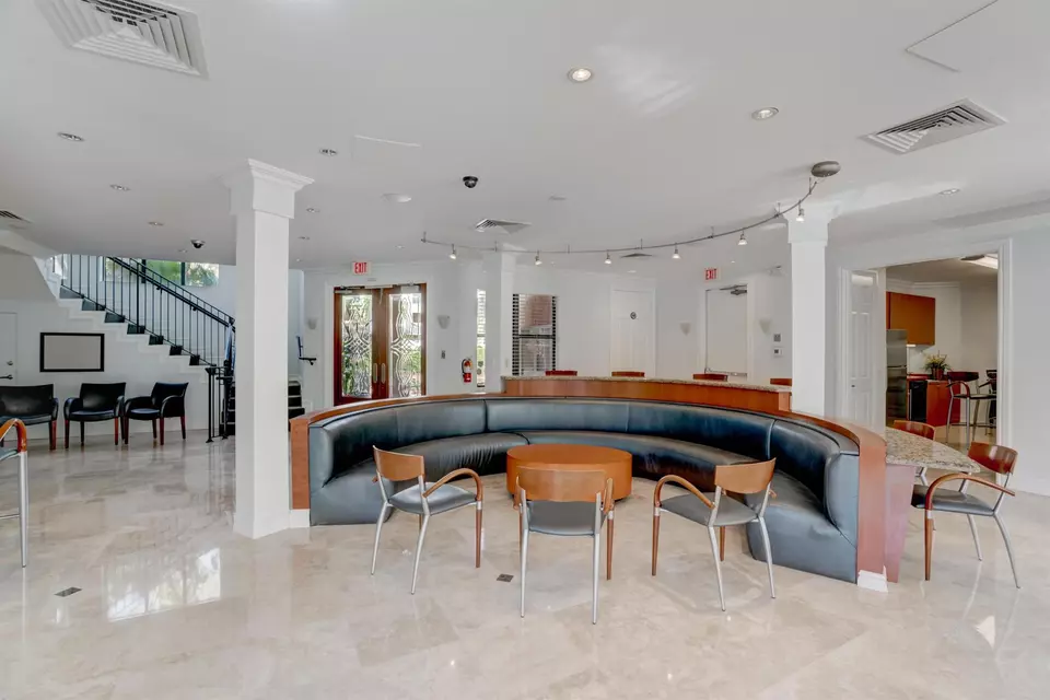 View/Area - 200 Uno Lago Dr #402, Juno Beach, FL 33408 photo 4 of 5