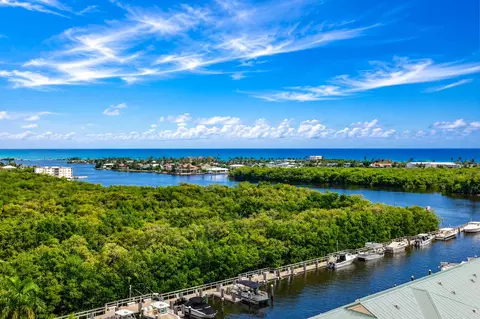 625 Casa Loma Blvd #802, Boynton Beach, FL 33435