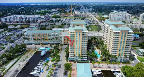 625 Casa Loma Blvd #802, Boynton Beach, FL 33435