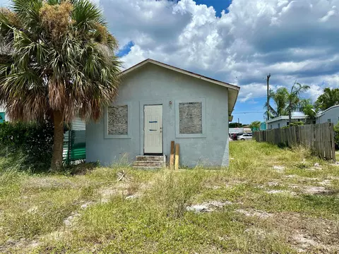 420 N H St, Lake Worth Beach, FL 33460