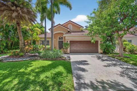 1210 Delray Lakes Dr, Delray Beach, FL 33444