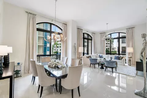 701 S Olive Ave #211, West Palm Beach, FL 33401