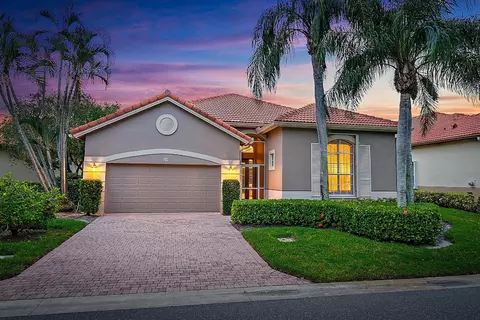 50 Monterey Pointe Dr, Palm Beach Gardens, FL 33418