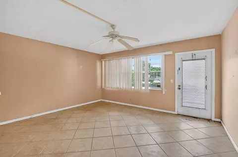 1018 Harwood C, Deerfield Beach, FL 33442