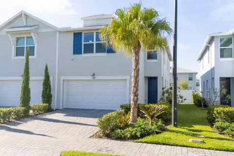 197 Osprey Preserve Blvd, Jensen Beach, FL 34957