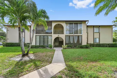 223 Pine Hov Cir #A-2, Greenacres, FL 33463