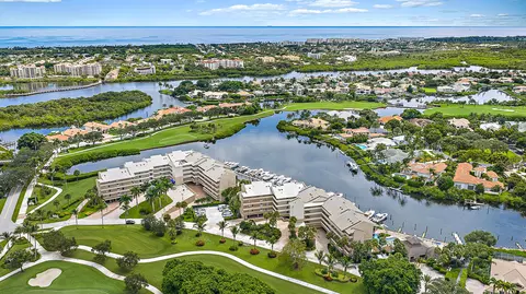 16910 Bay St #E204, Jupiter, FL 33477