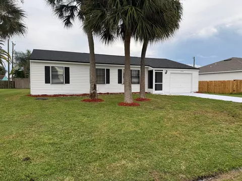 2790 SE Melaleuca Blvd, Port Saint Lucie, FL 34952