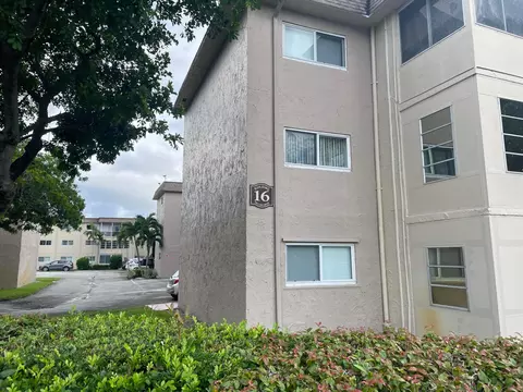 705 Lori Dr #206, Palm Springs, FL 33461